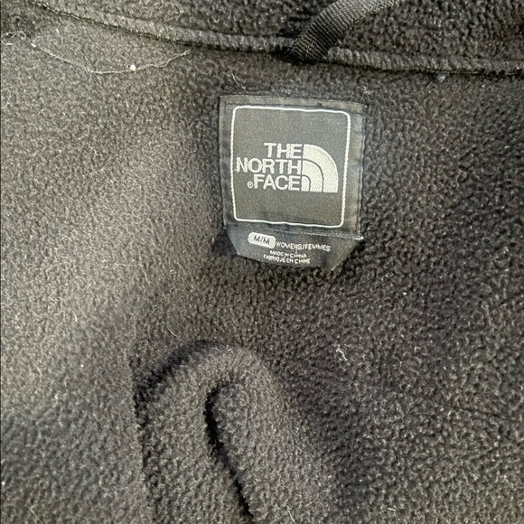 The North Face Sweater - Picture 3 of 3